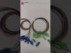 Pigtaile światłowodowe SC APC LSZH 900um SM Ceramiczna tuleja do rozdzielacza