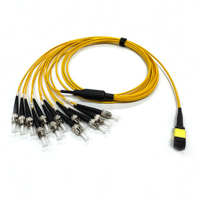 kupować Niska strata 0,35dB 12 rdzeni MPO Connector To ST MPO Jumper Typ B produkcja online